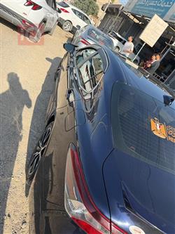 تۆیۆتا کامری